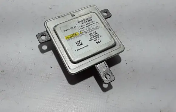 Volvo V40 Xenon control unit/module 7226115099
