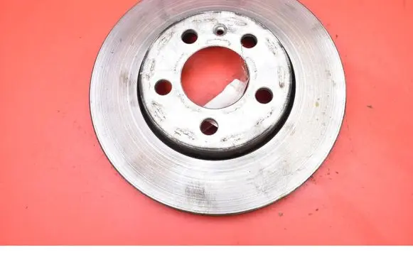 Volkswagen Golf IV Front brake disc