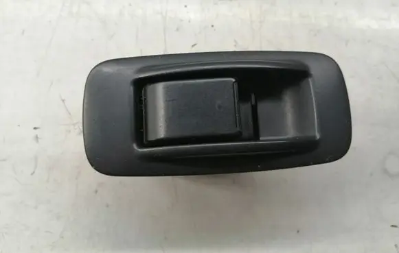 Toyota Corolla Verso AR10 Electric window control switch 848100F010 848010F030B0