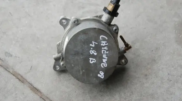 Porsche Cayenne (9PA) Vacuum pump 94811005003