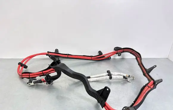 BMW 3 G20 G21 Positive cable (battery) 15974510