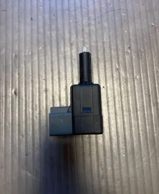 Hyundai i40 Brake pedal sensor switch