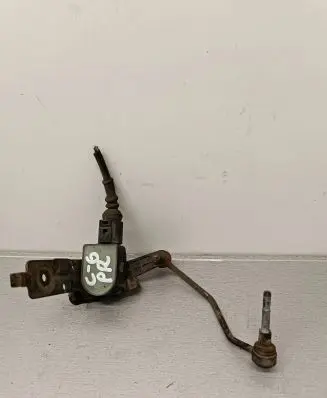 Headlight/headlamp level sensor