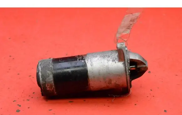 Opel Zafira B Starter motor 55352882