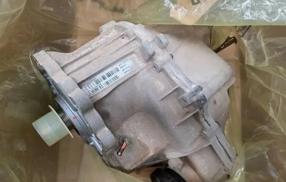 Jeep Cherokee Front differential M0008986J
