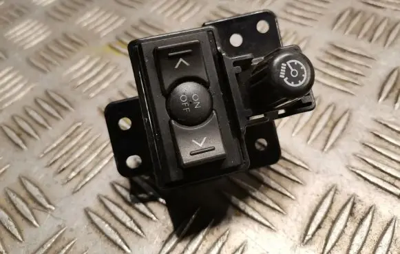 Lexus IS 220D-250-350 Other switches/knobs/shifts 5543853030