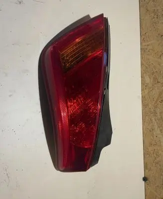 Nissan Murano Z50 Rear/tail lights 22063779