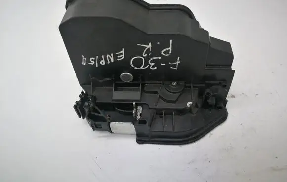 BMW 3 F30 F35 F31 Coupe door lock (next to the handle) 7202145