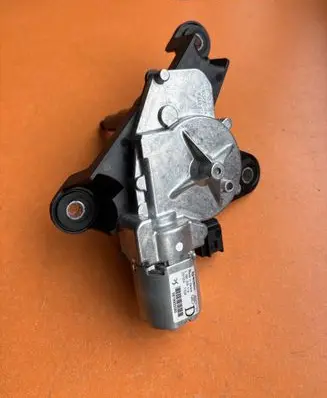 Opel Astra L Rear window wiper motor 0390205114 9819900080