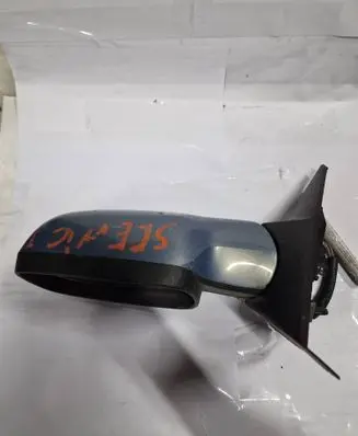 Front door electric wing mirror