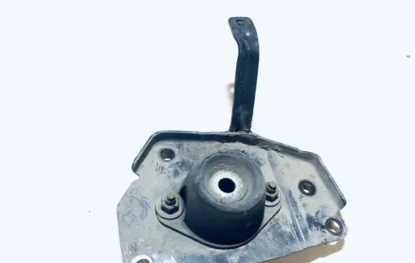 Peugeot 307 Engine mount bracket 96230491