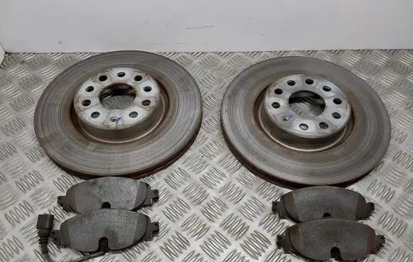Audi Q3 F3 Front brake disc 5Q0615115AH 5Q0615116BH