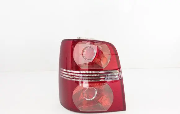 Volkswagen Touran I Rear/tail lights 1T0945095N