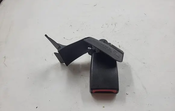Audi A4 S4 B8 8K Rear seatbelt buckle 8K0857740B 05052008