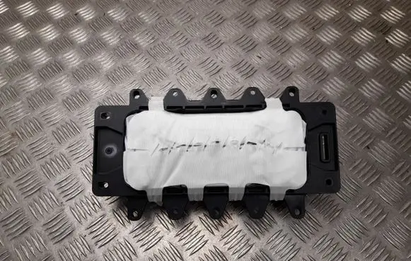 Mercedes-Benz CLA C118 X118 Passenger airbag A1778602601