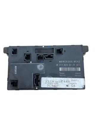 Mercedes-Benz E W211 Door control unit/module 2118200426