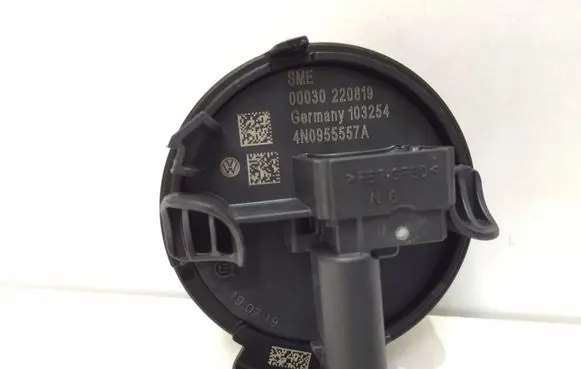 Audi A6 S6 C8 4K Airbag deployment crash/impact sensor 4N0955557A