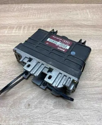 Audi 80 90 B3 Engine control unit/module ECU 8A0907311B 0261200735 Used