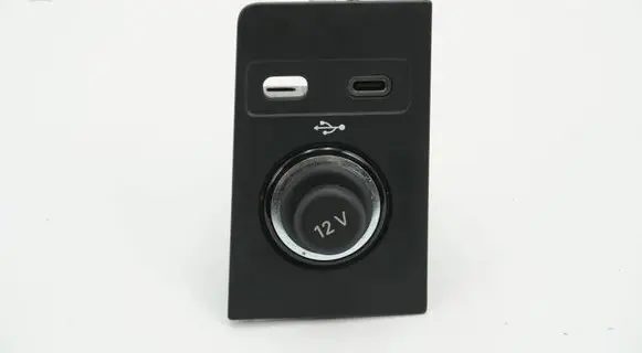 Skoda Karoq USB socket connector 57B863071C
