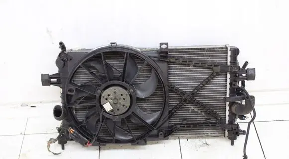 Opel Zafira B Radiator set 2005R
