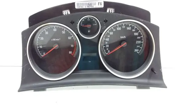 Opel Zafira B Speedometer (instrument cluster) 13267542