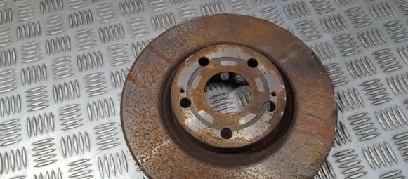 Toyota Auris 150 Front brake disc