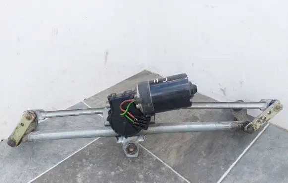 Audi A3 S3 8L Front wiper linkage and motor 1J0955325A