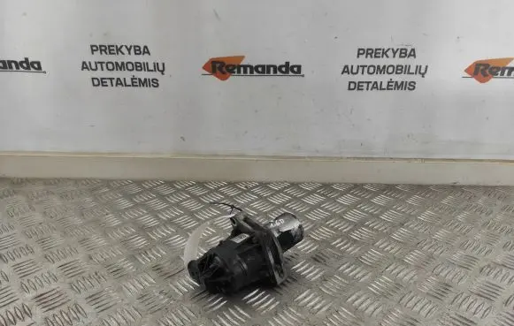 Opel Insignia B EGR valve 183100081 55570005