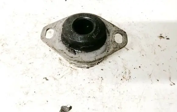Peugeot 3008 I Engine mount bracket cfa0070800