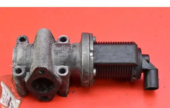 Opel Vectra C EGR valve 55215031