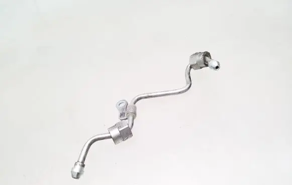 Mazda CX-3 Fuel injector supply line/pipe PE01180301
