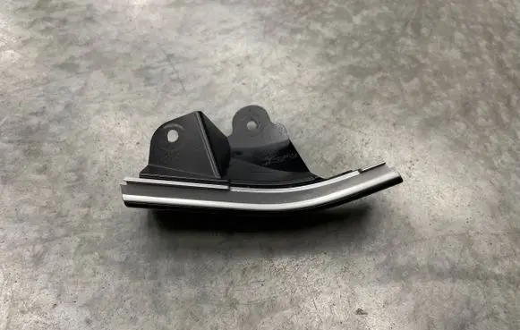 Volkswagen Touareg III Dashboard glove box trim 