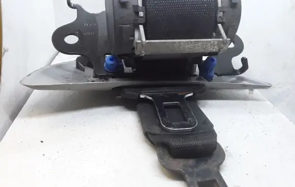 Opel Meriva A Middle seatbelt (rear) 93335123 04167074