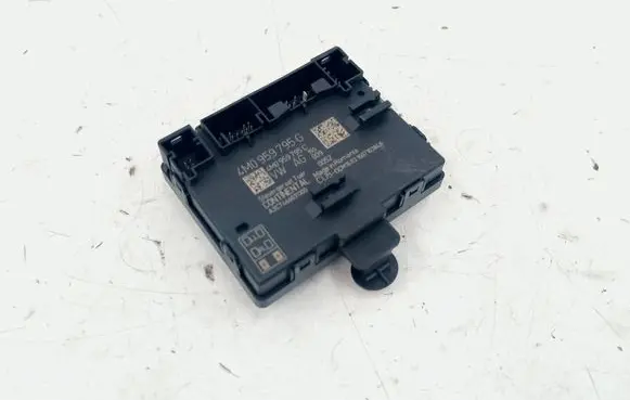 Audi Q7 4M Door control unit/module 4M0959795G 4M0959795C A2C7466031300