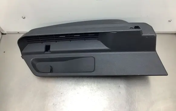 Volkswagen Scirocco Centre console side trim rear 1K8867761B 4M6611