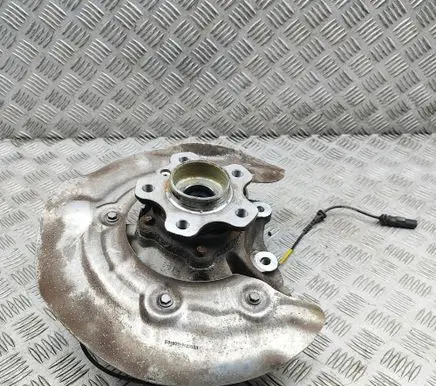 BMW iX3 G08 Rear wheel hub 6886949 6287616