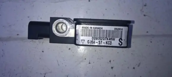 Mazda 6 Airbag deployment crash/impact sensor GJ6A57KC0 GJ6A-57-KC0