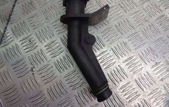 Ford Transit Oil fill pipe 