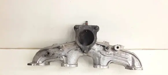 Toyota Land Cruiser (BJ70) Intake manifold