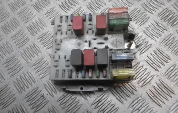 Fiat Punto (188) High voltage junction box 46778440