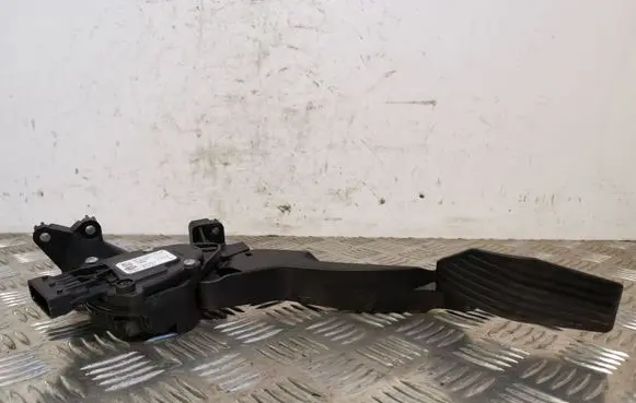 Jeep Renegade Accelerator throttle pedal 6PV01017519