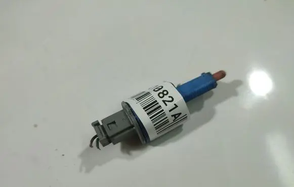 Brake pedal sensor switch