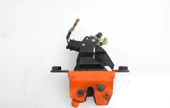 Skoda Octavia Mk1 (1U) Tailgate/trunk/boot lock/catch/latch 1U6827501G