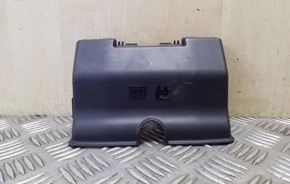 Volvo V40 Cross country Fuse box cover 30659278