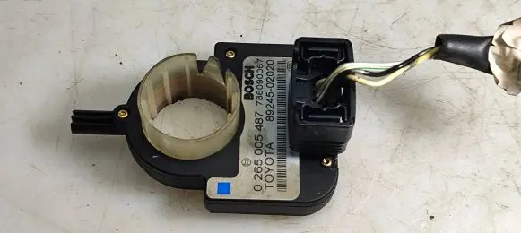 Toyota Avensis T250 Steering angle sensor 8924502020 0265005487 786090067