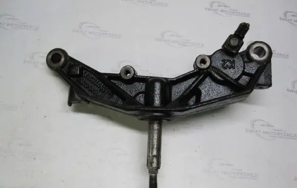 Renault Trafic II (X83) Engine mounting bracket 8200818984