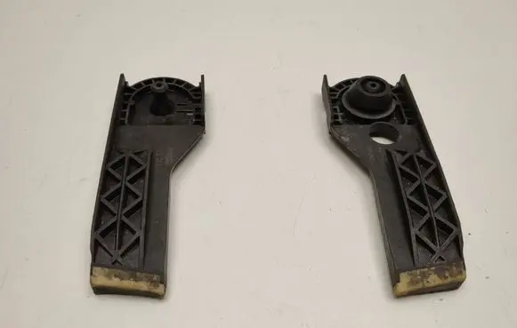 Mercedes-Benz B W246 W242 Radiator mount bracket a2465040340