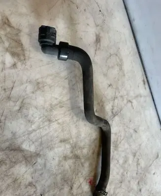 Engine coolant pipe/hose