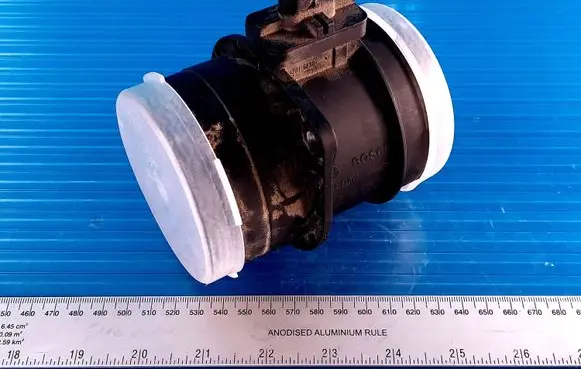 Volkswagen Transporter - Caravelle T5 Mass air flow meter 0281002956 03L906461