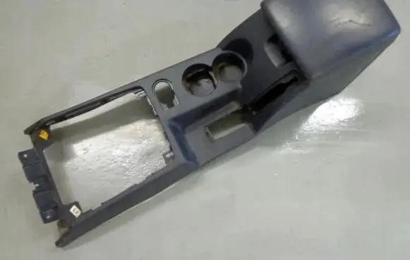 Hyundai Terracan Center console